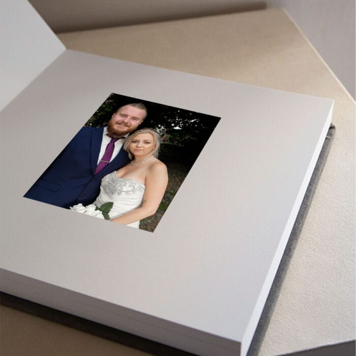 Graphistudio Magnolia Album with single image